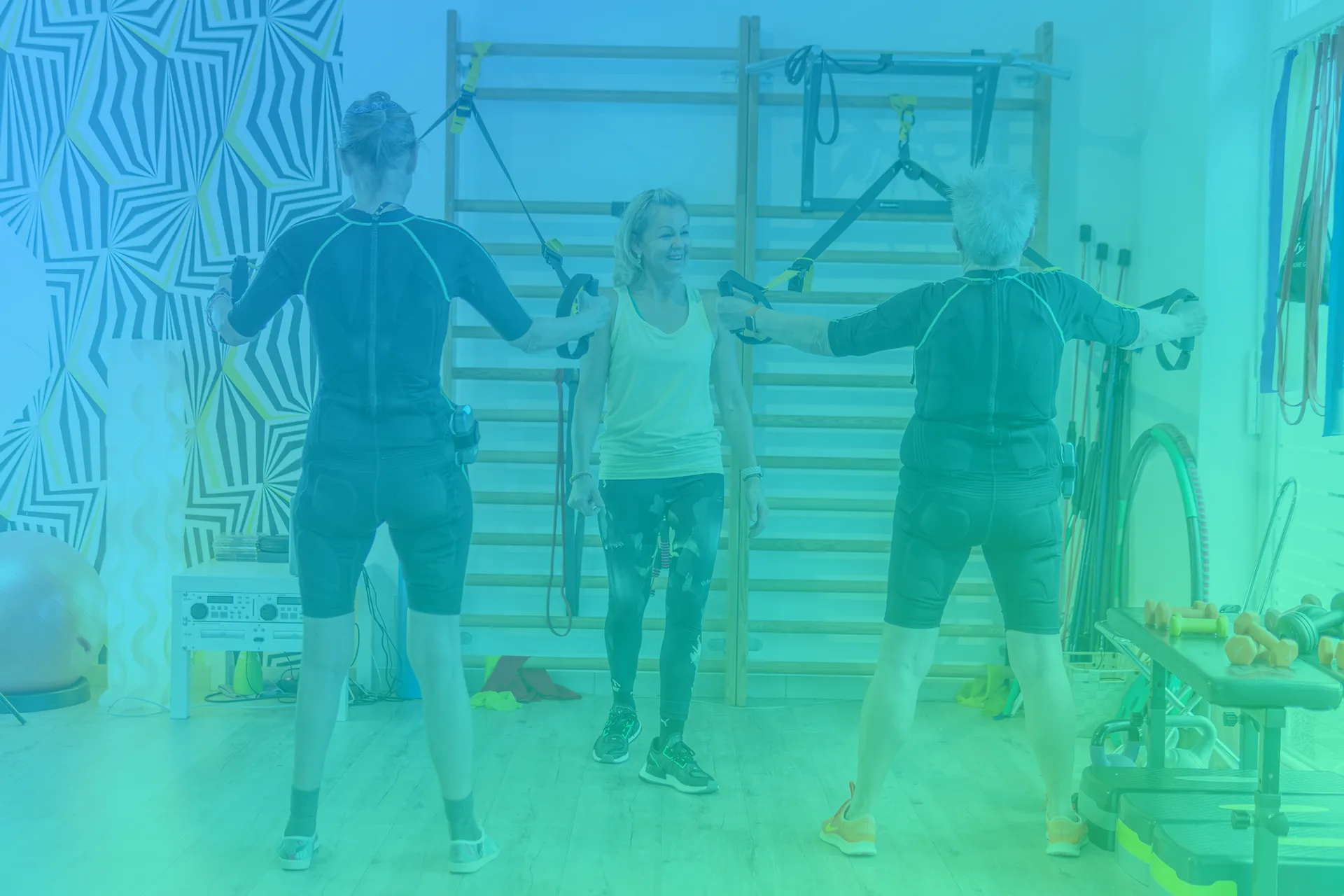 Schlingentraining mit EMS Anzug in Wandlitz bei fit4friends